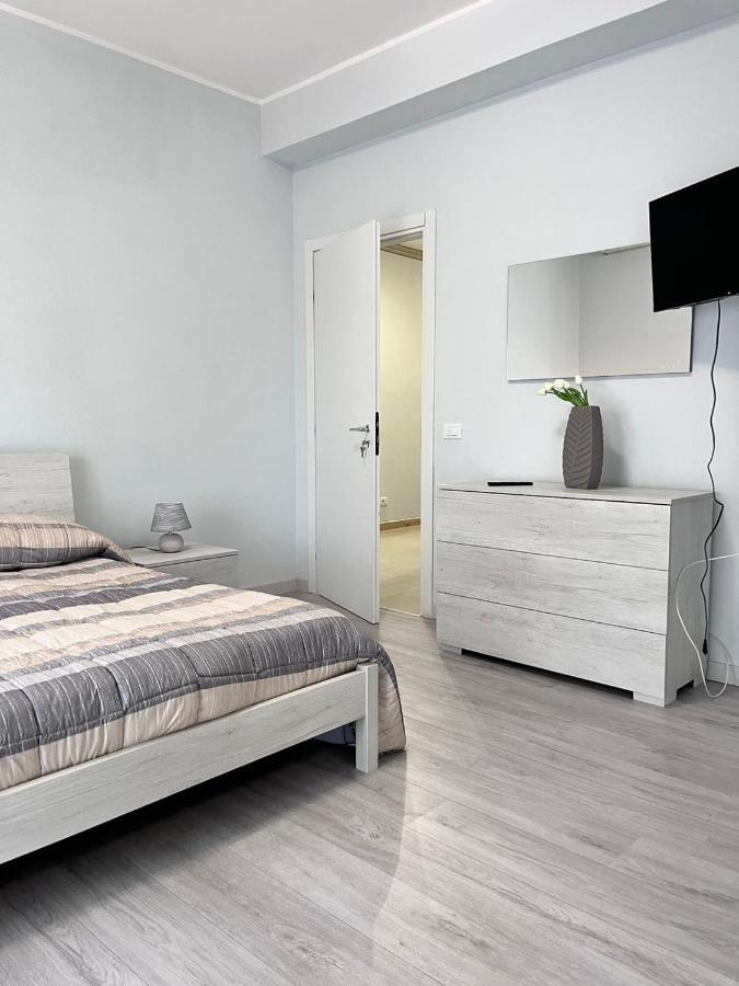 Le Solite Holiday Rooms Santa Eufemia Lamezia Bagian luar foto