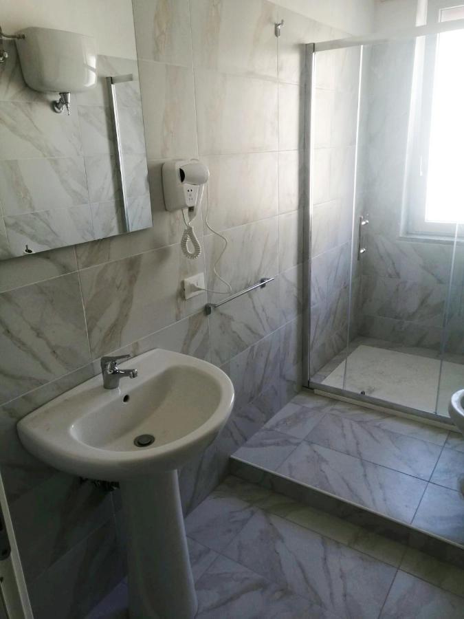Le Solite Holiday Rooms Santa Eufemia Lamezia Bagian luar foto